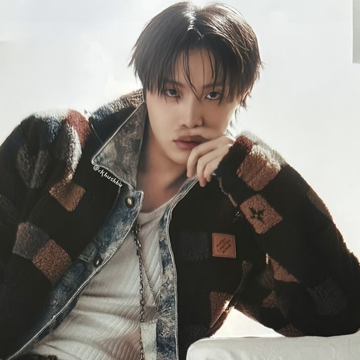 Behind-the-scenes cut of j-hope (BTS)