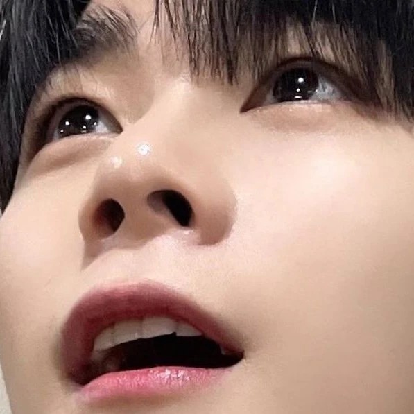 A moment captured by Moonbin (ASTRO)'s fan