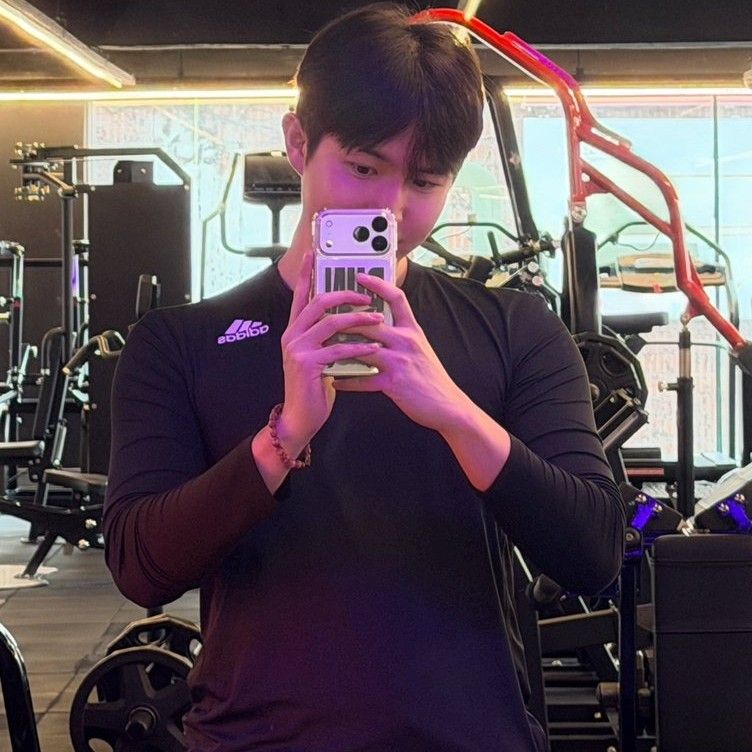 Foto terbaru Kim Jaehwan