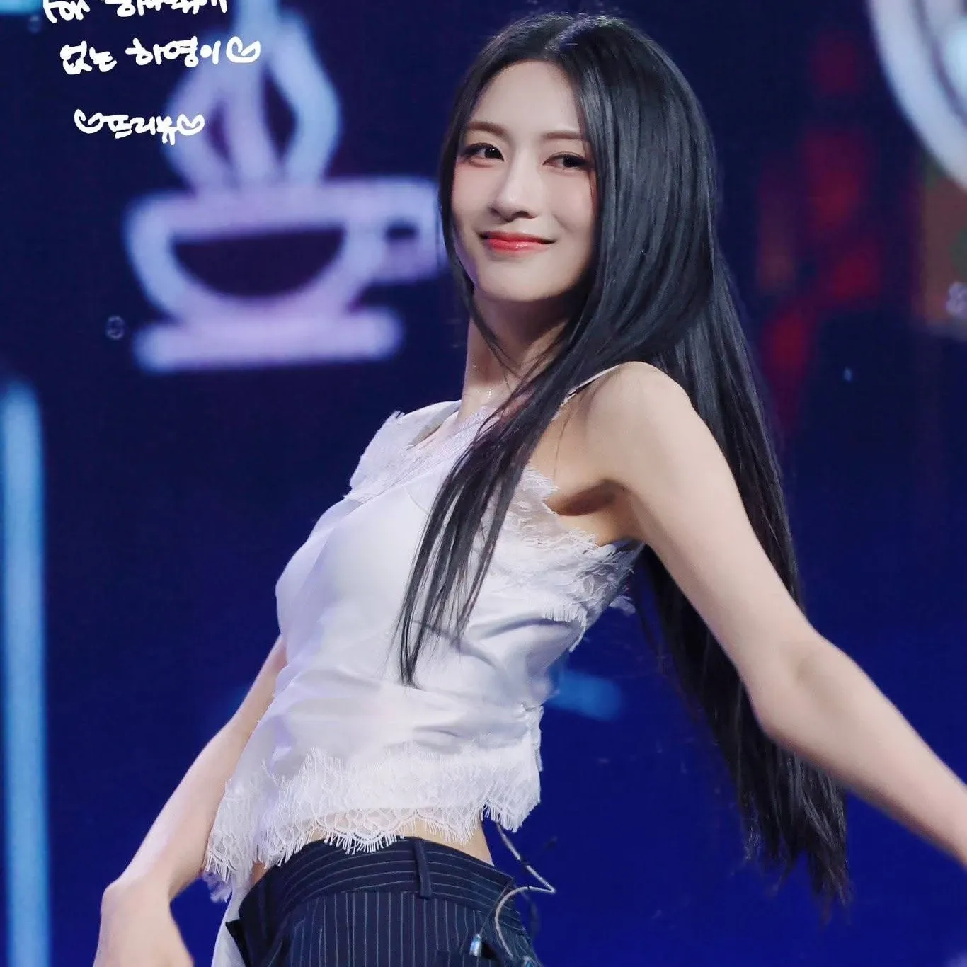 吴夏荣 (Apink)的幕后花絮