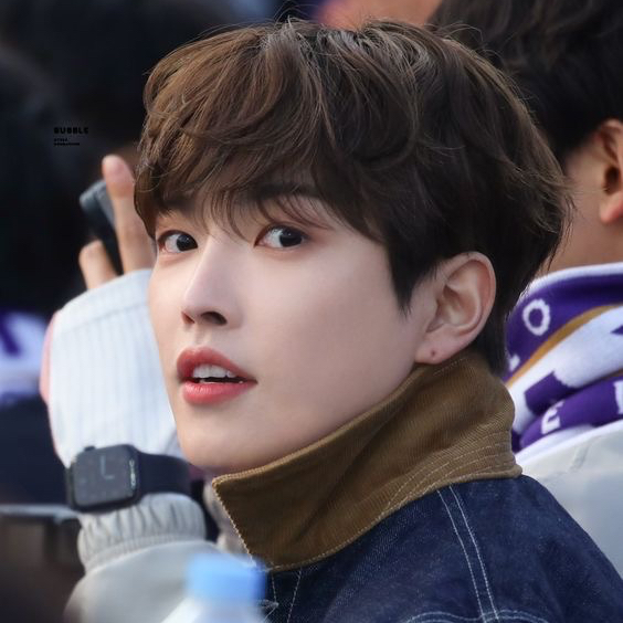 弘中 (ATEEZ)粉絲拍下的瞬間