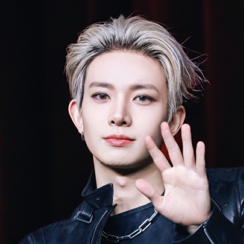 희승 (ENHYPEN)의 최신 사진