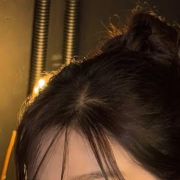 Recent activity shot of Jeong Yein (Lovelyz)