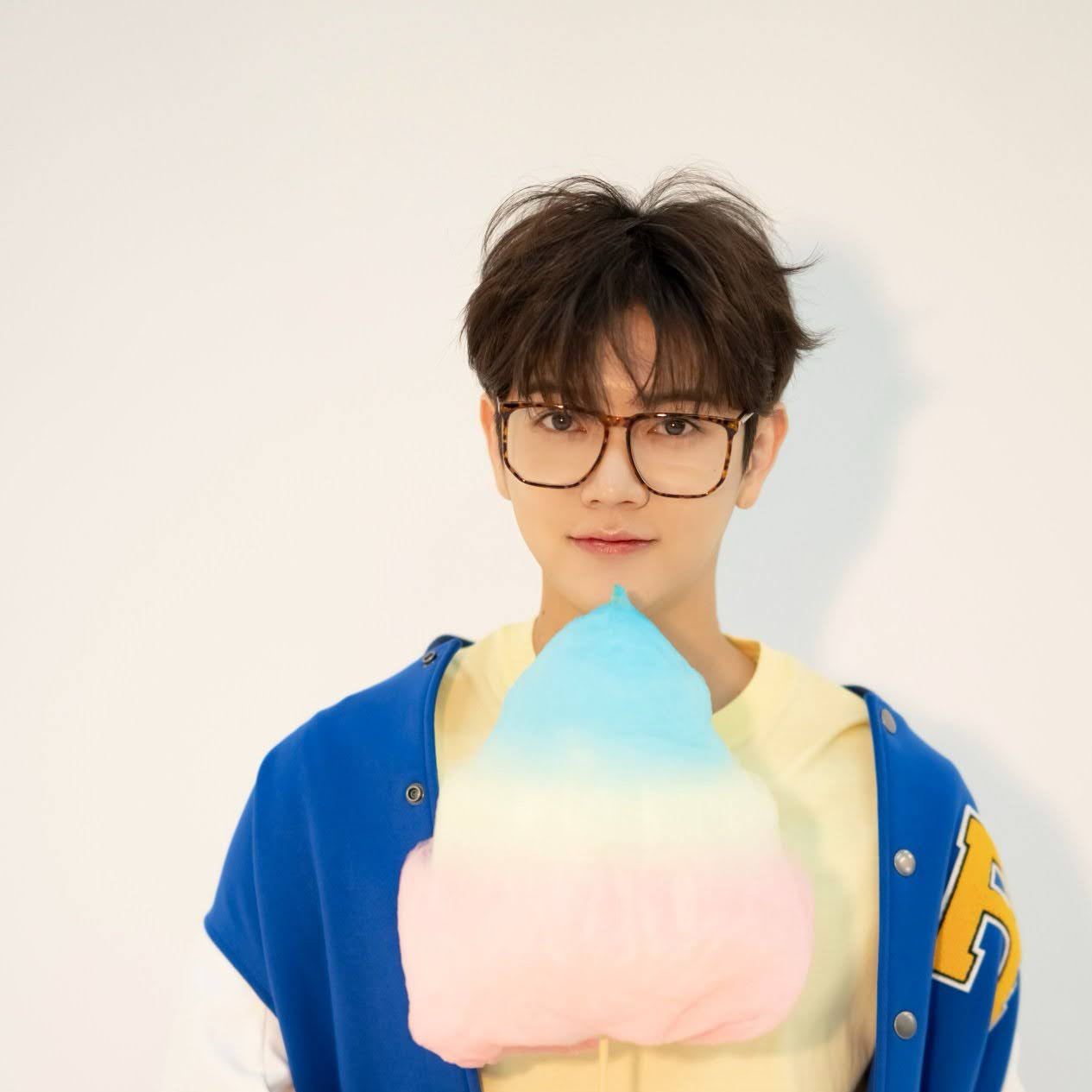 A moment captured by REN's fan