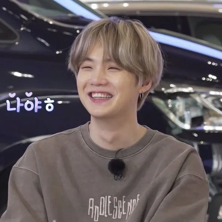 Potret di balik layar SUGA (BTS)