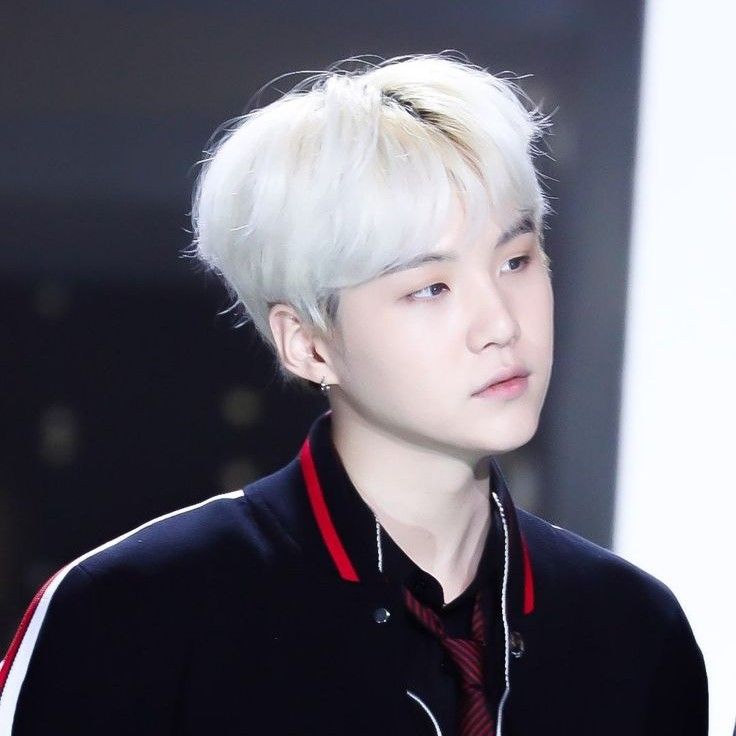 SUGA (防彈少年團)粉絲拍下的瞬間