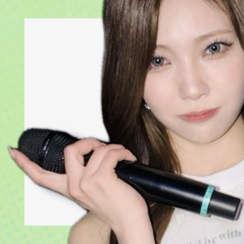 A moment captured by Mayuka (NiziU)'s fan