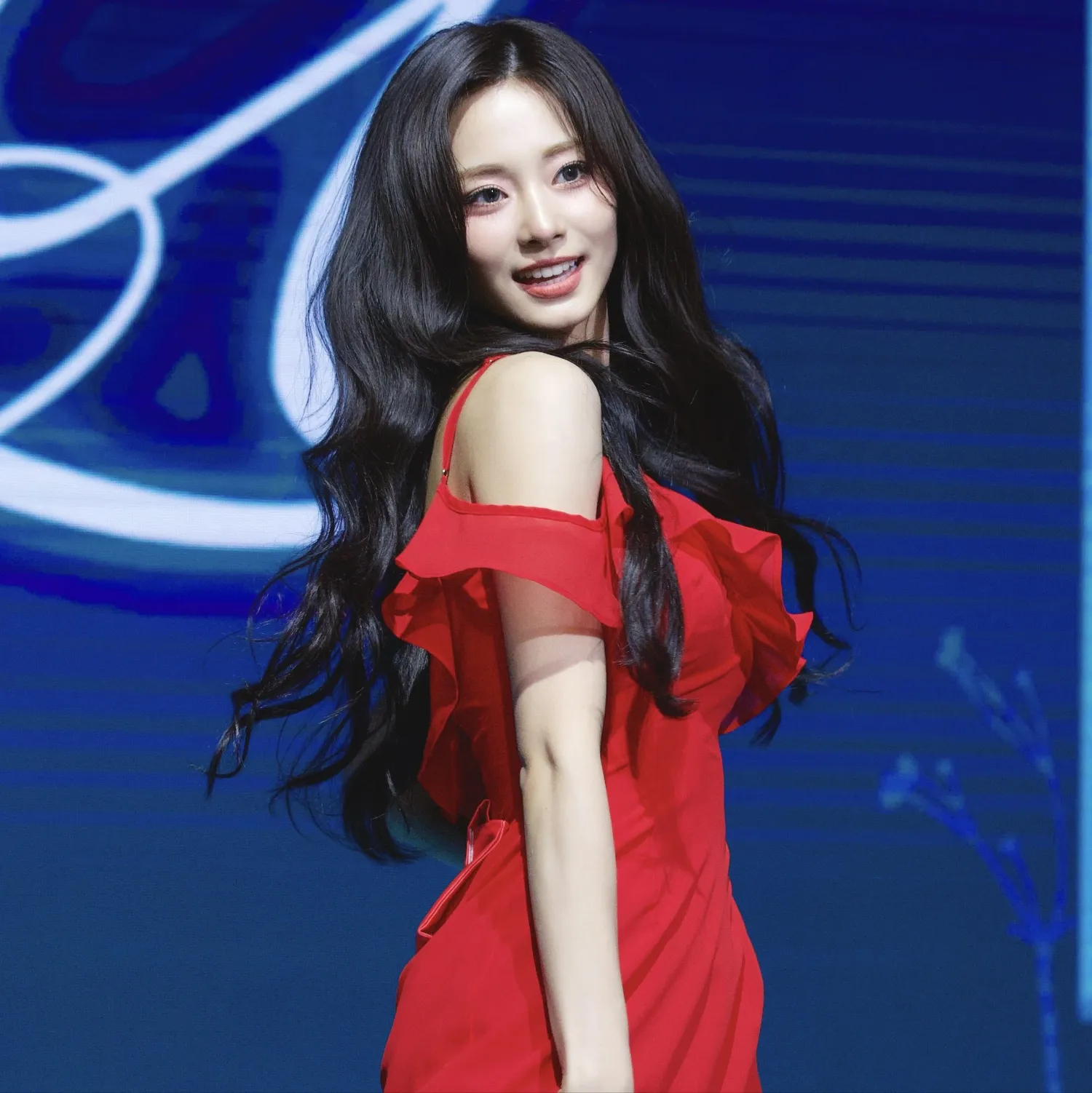 Potret di balik layar Tzuyu (TWICE)