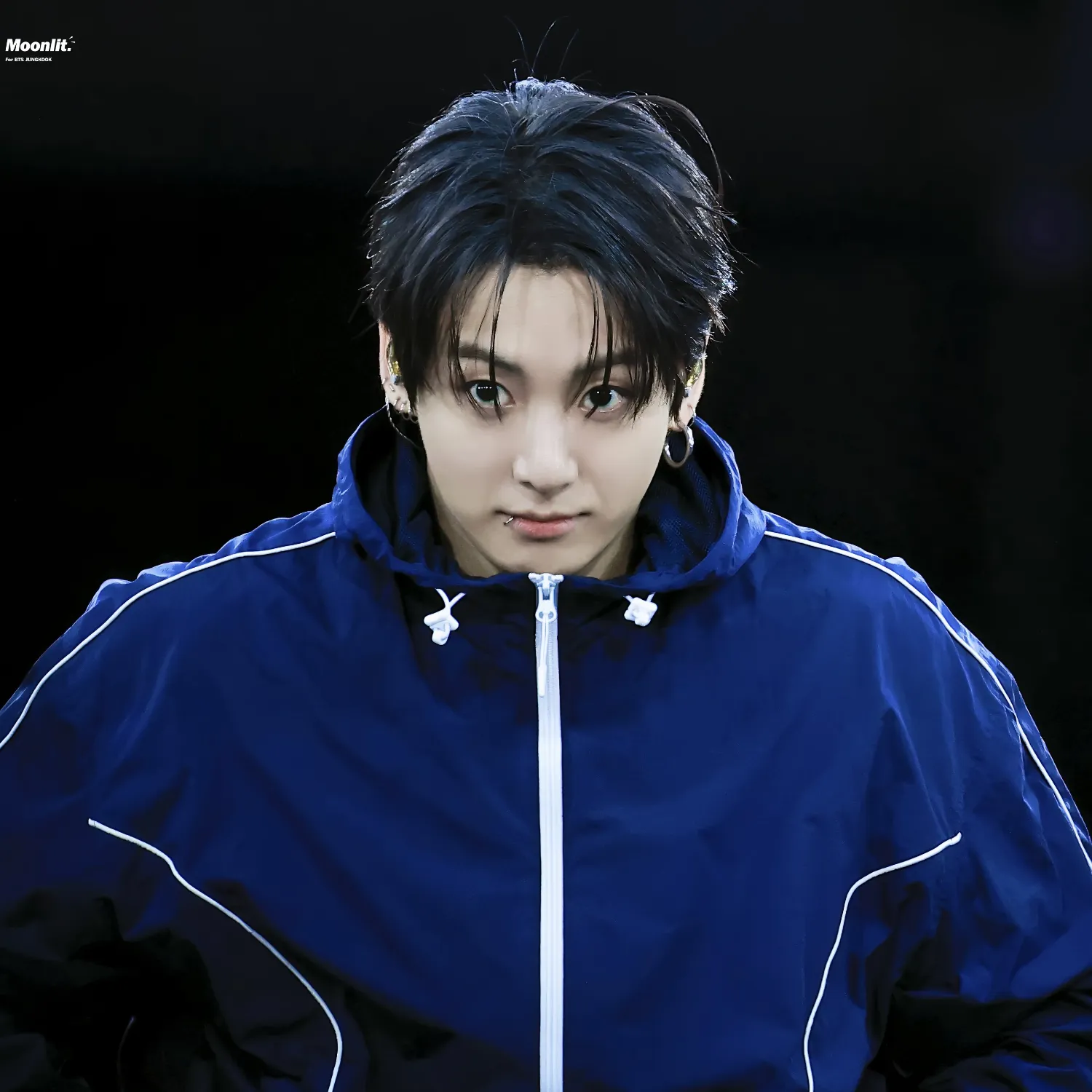Foto aktivitas terbaru Jungkook (BTS)