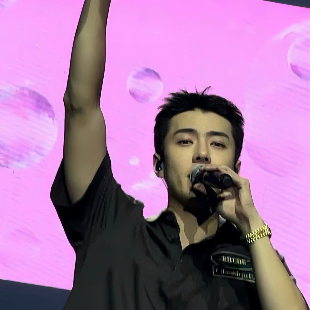 세훈 (EXO) 최근 활동샷