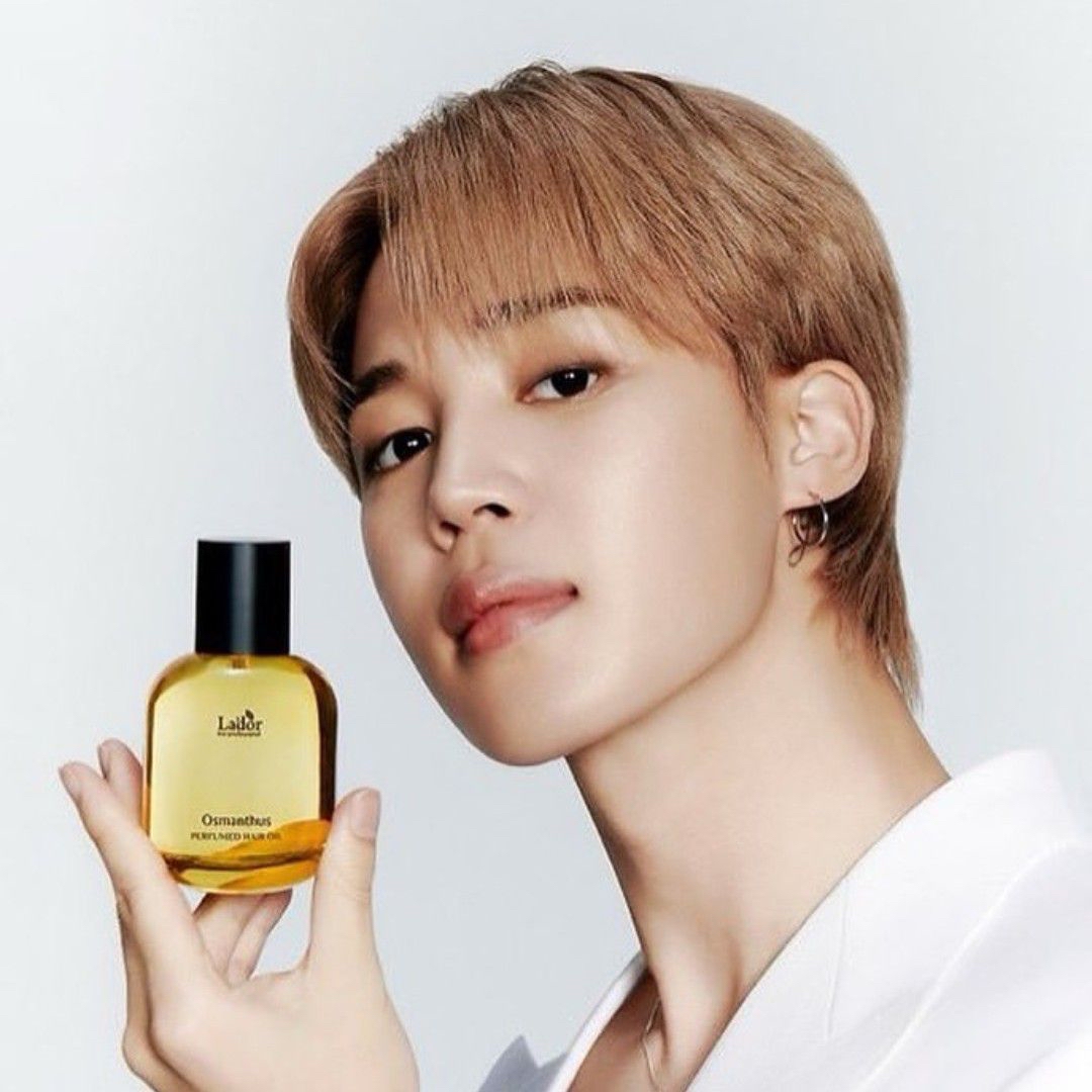 A moment captured by Jimin (BTS)'s fan