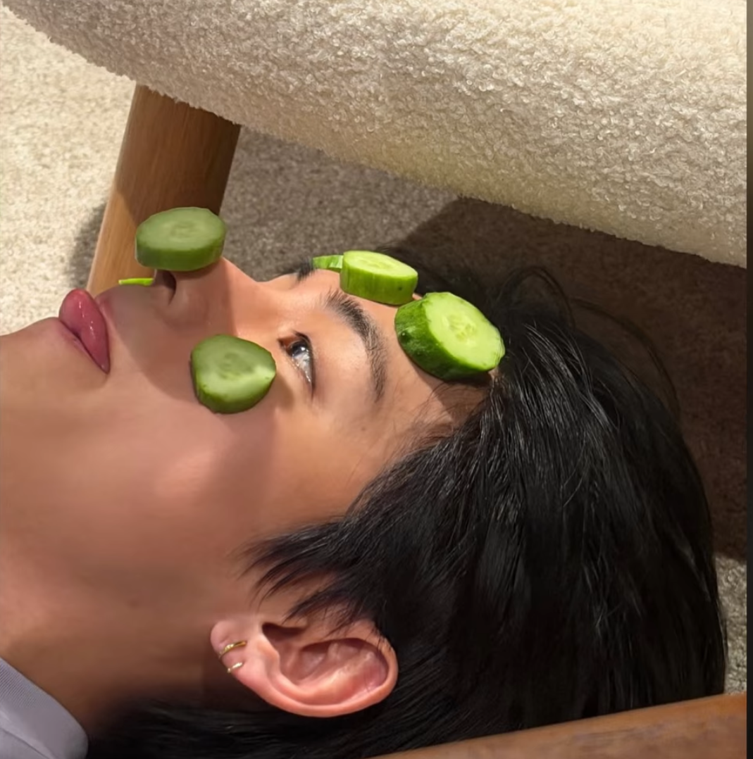 뷔 (방탄소년단) 최근 활동샷