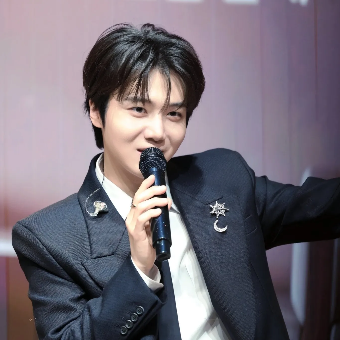 진호 (펜타곤) 최근 활동샷