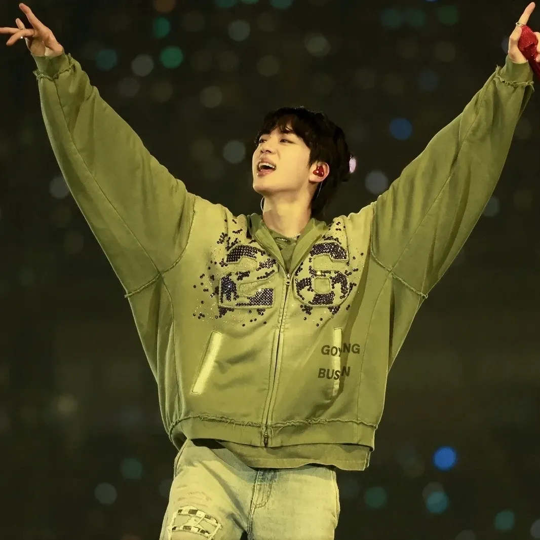 ジン (BTS)の舞台裏ショット