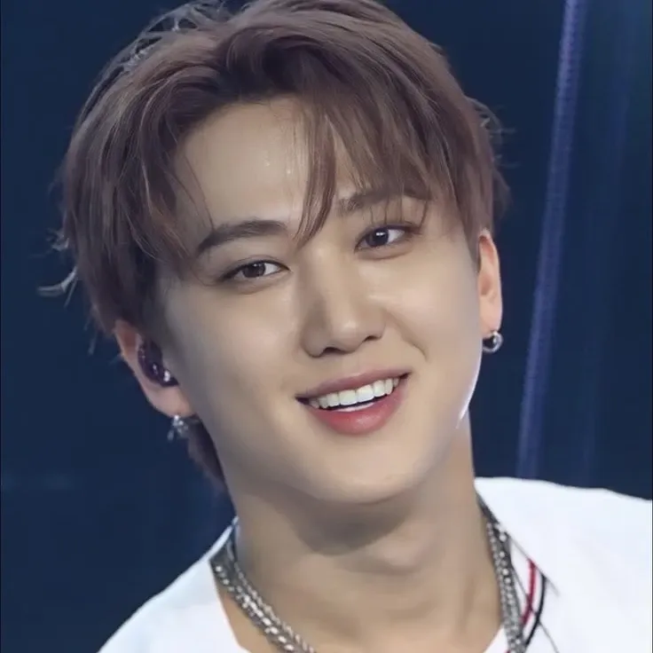 Behind-the-scenes cut of Changbin (Stray Kids)