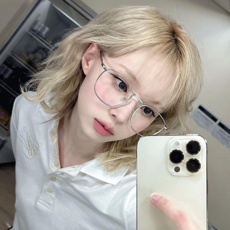 Winter (aespa)的最新活動照片