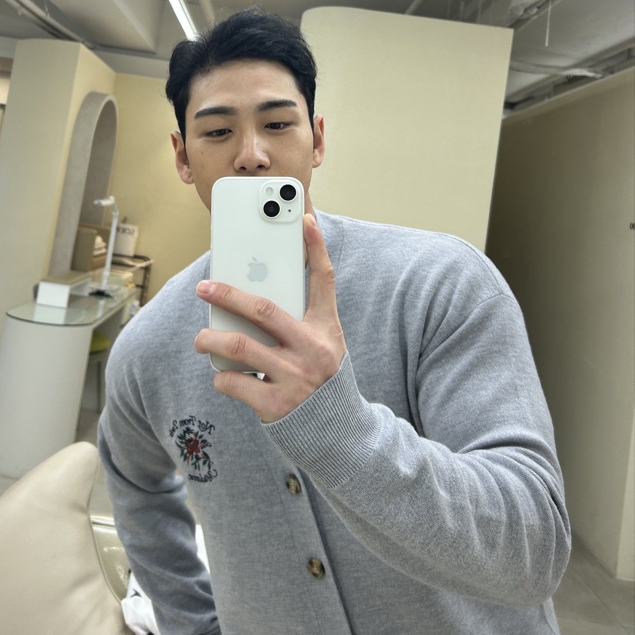 백호의 비하인드 컷