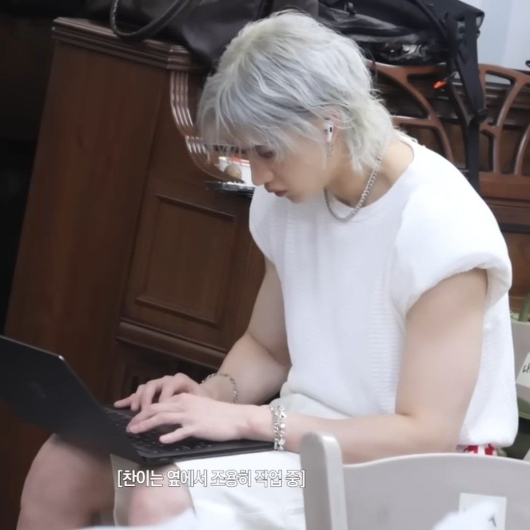 方灿 (Stray Kids)的幕后花絮