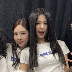 쯔위 (TWICE)의 비하인드 컷