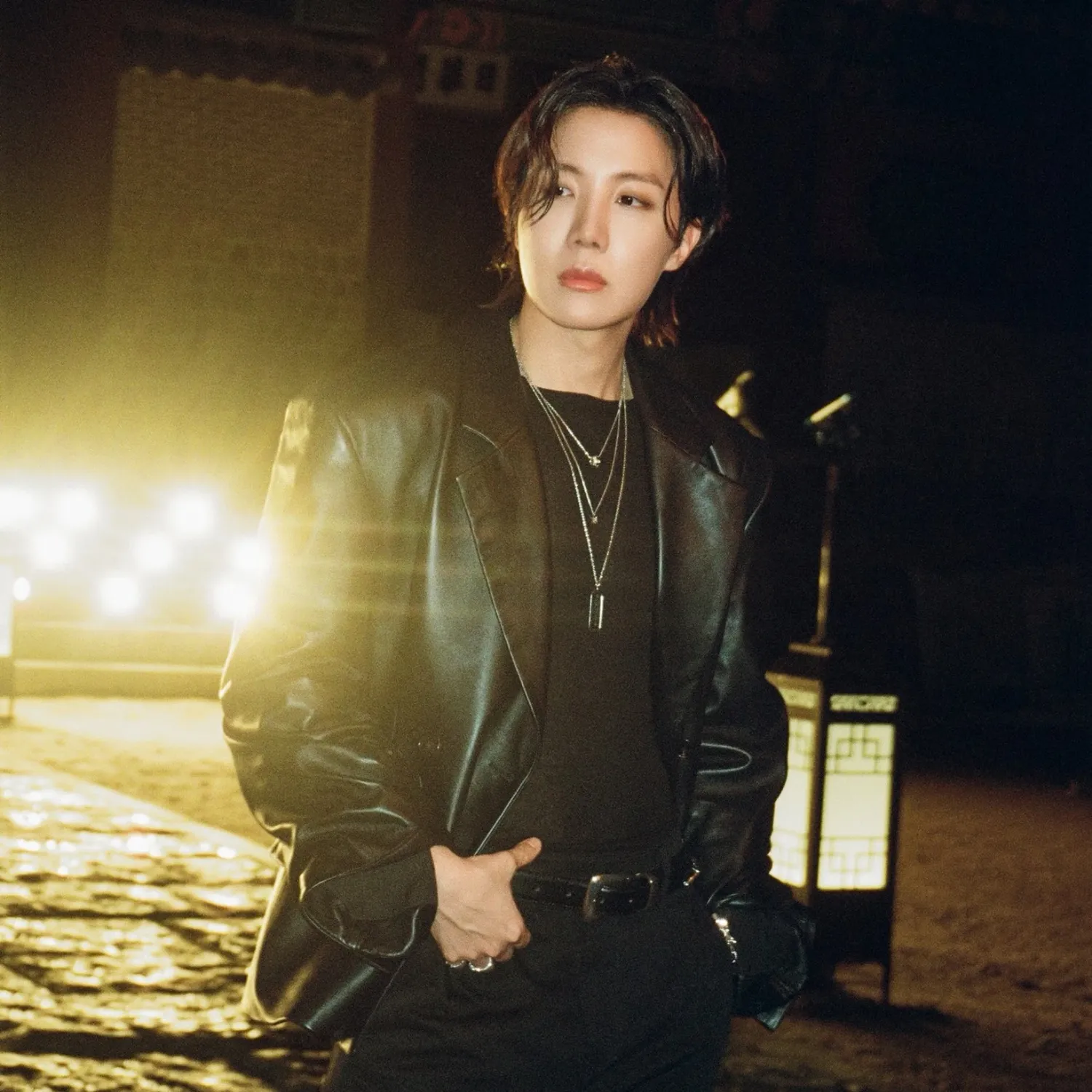 Momen yang diabadikan oleh penggemar j-hope (BTS)