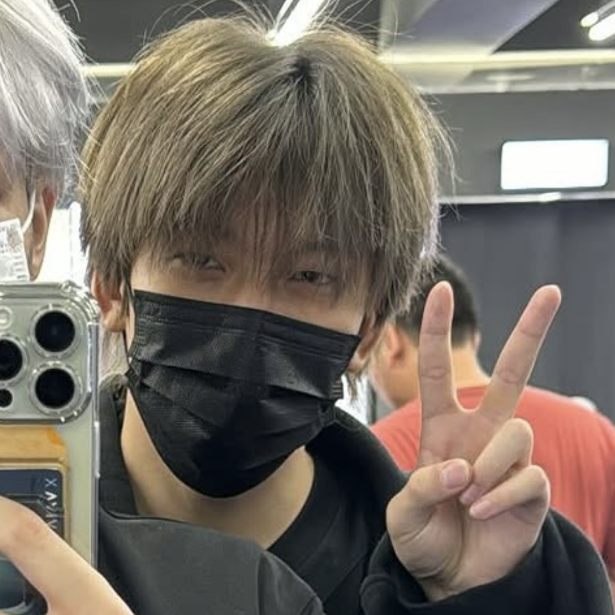 Behind-the-scenes cut of Li Zihao (MODYSSEY)