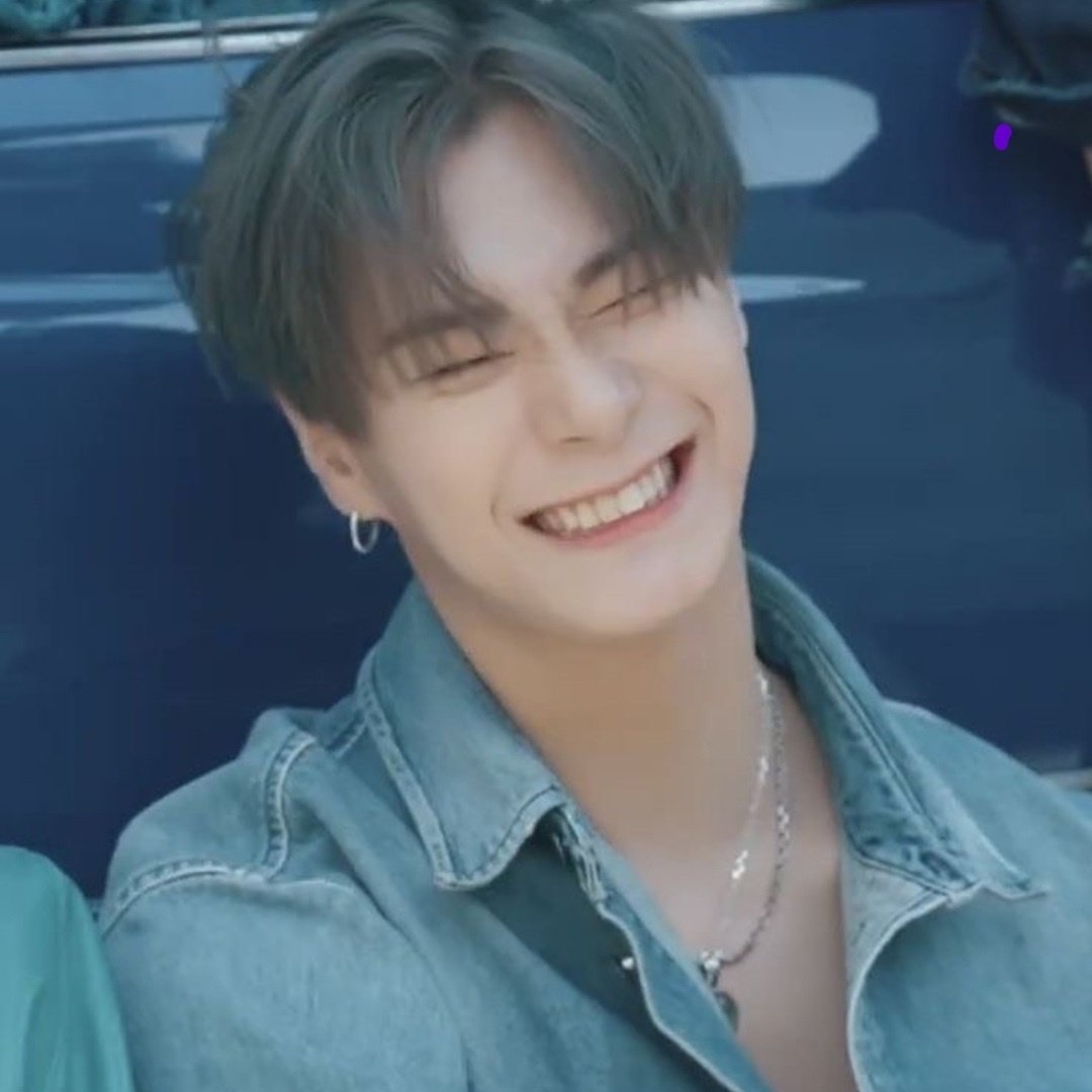 A moment captured by Moonbin (ASTRO)'s fan