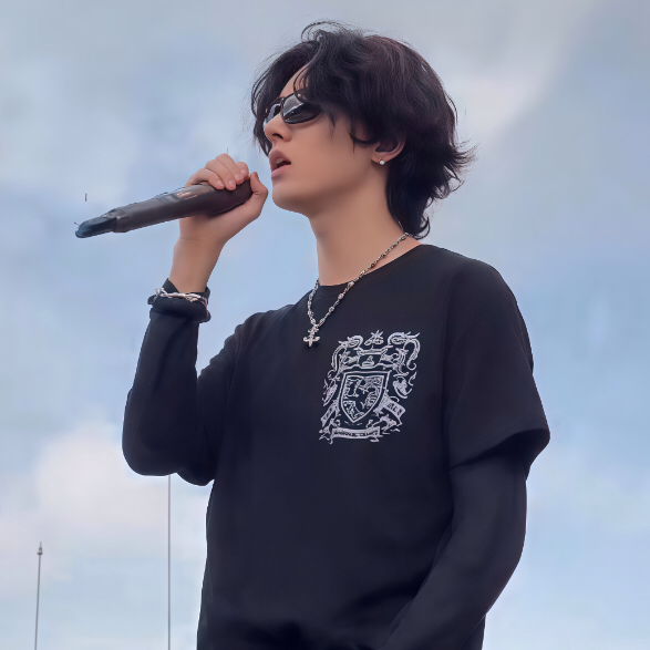 Recent activity shot of Haruto (TREASURE)