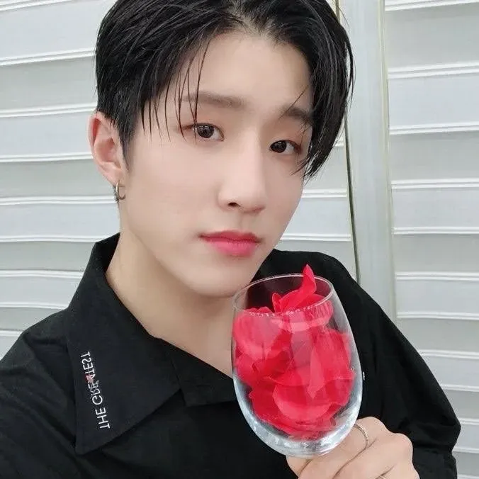 아스트로 최근 활동샷