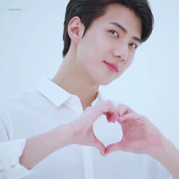 Shining profile picture of Sehun (EXO) on today's Choeaedol