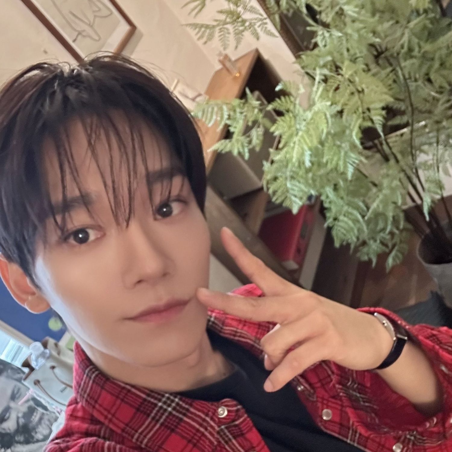 Recent activity shot of Chen (EXO)