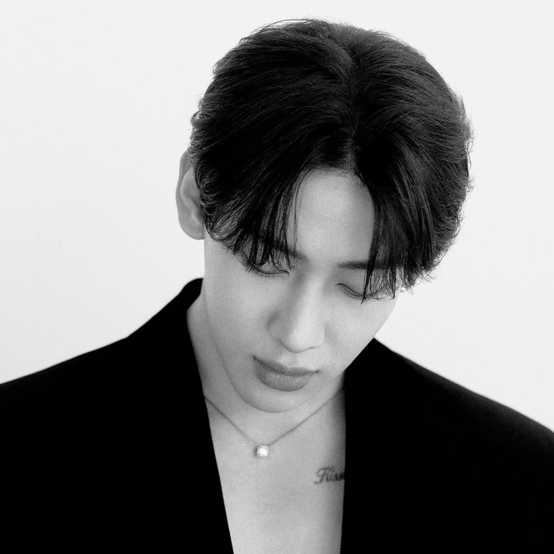 Behind-the-scenes cut of Bambam (GOT7)