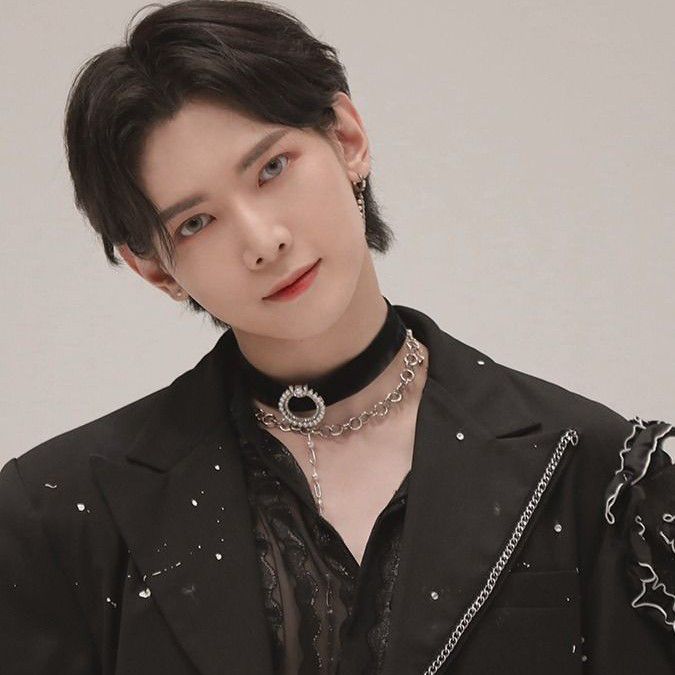 에이티즈 최근 활동샷