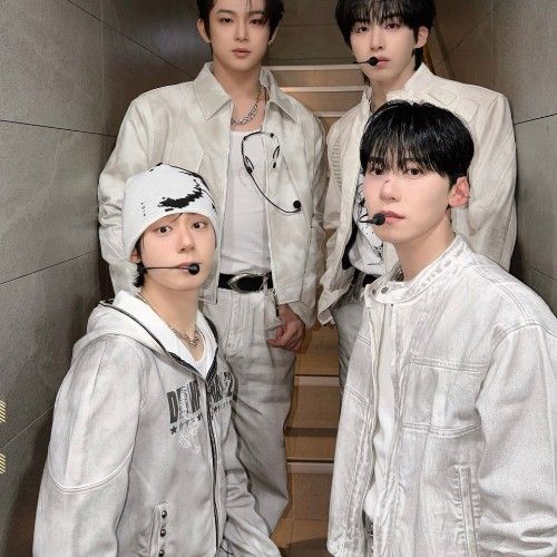 Latest photo of ONEUS