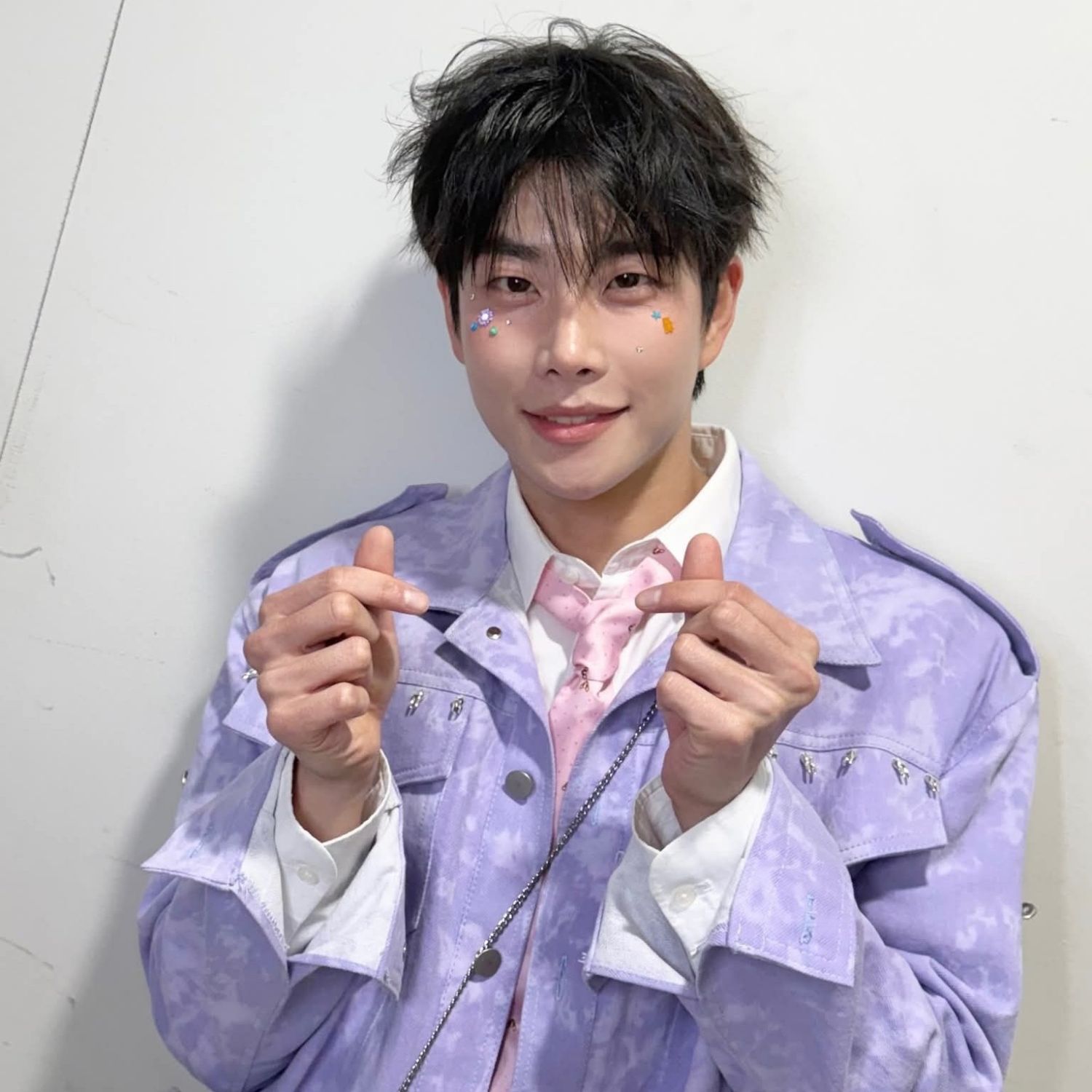 Latest photo of MJ (ASTRO)