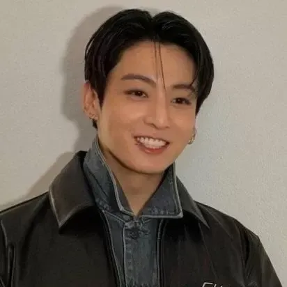 A moment captured by Jungkook (BTS)'s fan