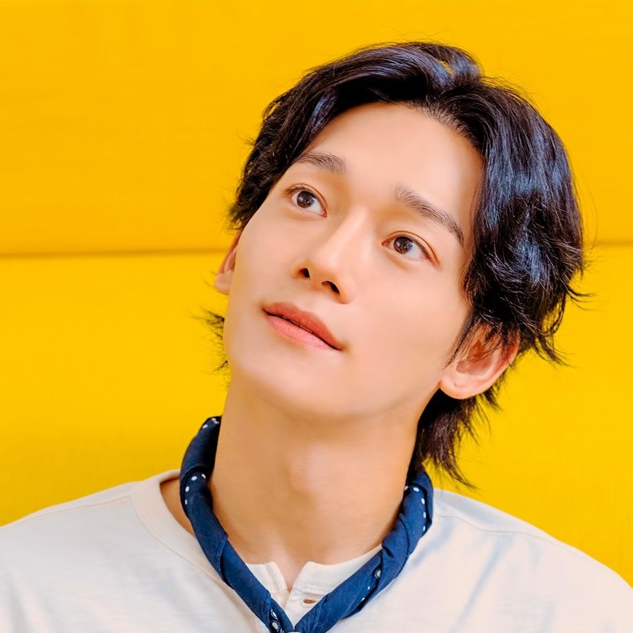 Behind-the-scenes cut of Chen (EXO)