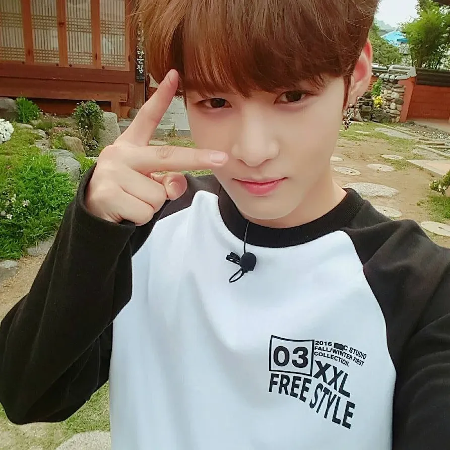 빅톤 최근 활동샷