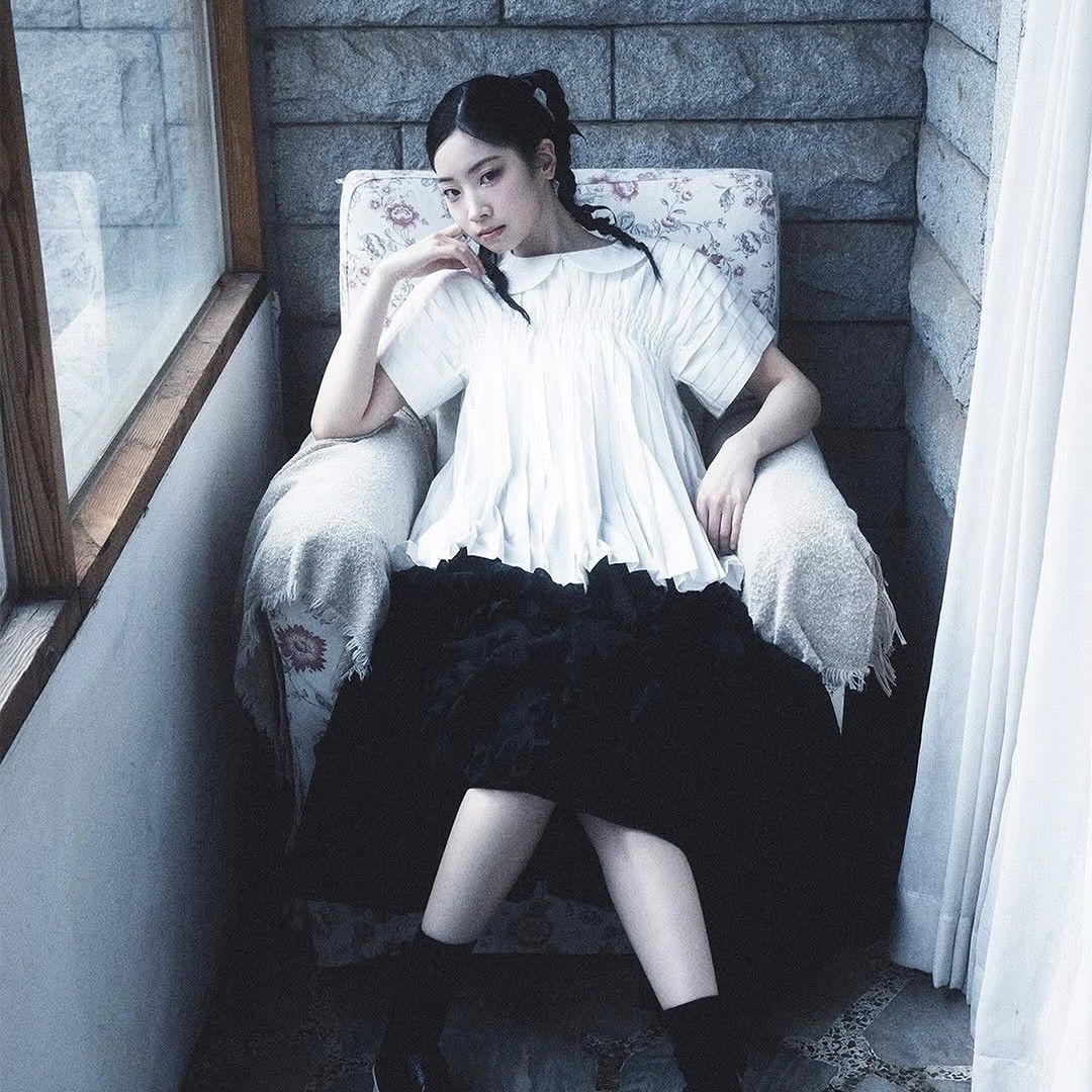 Behind-the-scenes cut of TWICE