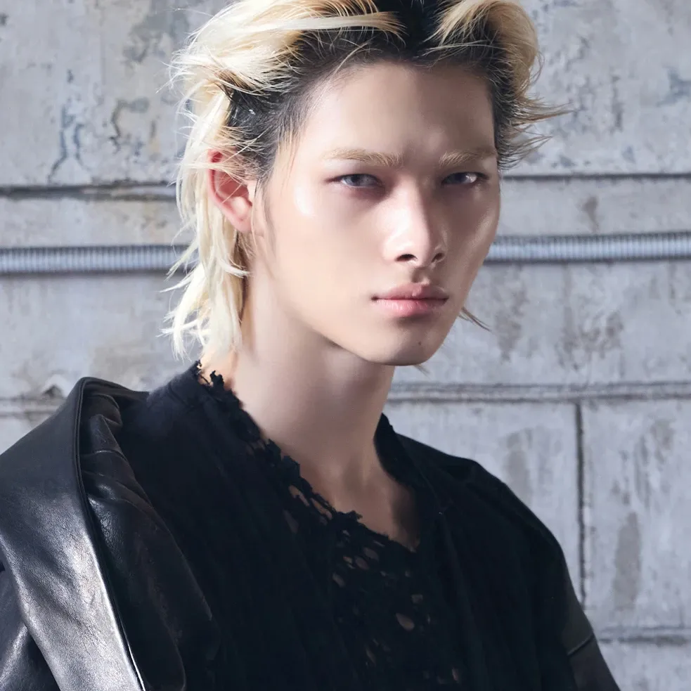 Potret di balik layar NI-KI (ENHYPEN)