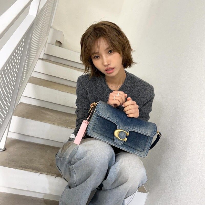 Latest photo of Soyeon (i-dle)