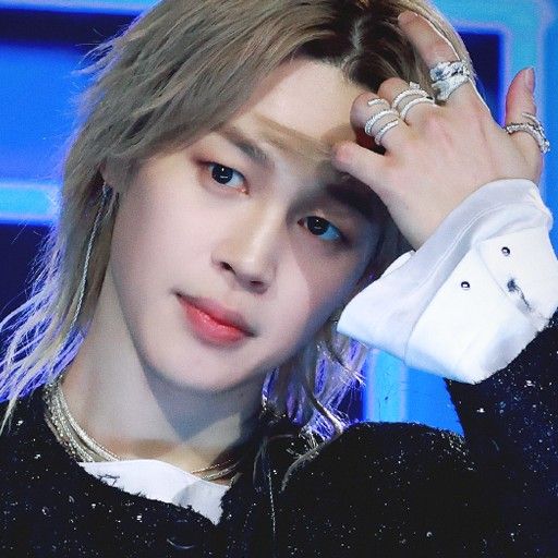 Momen yang diabadikan oleh penggemar BTS