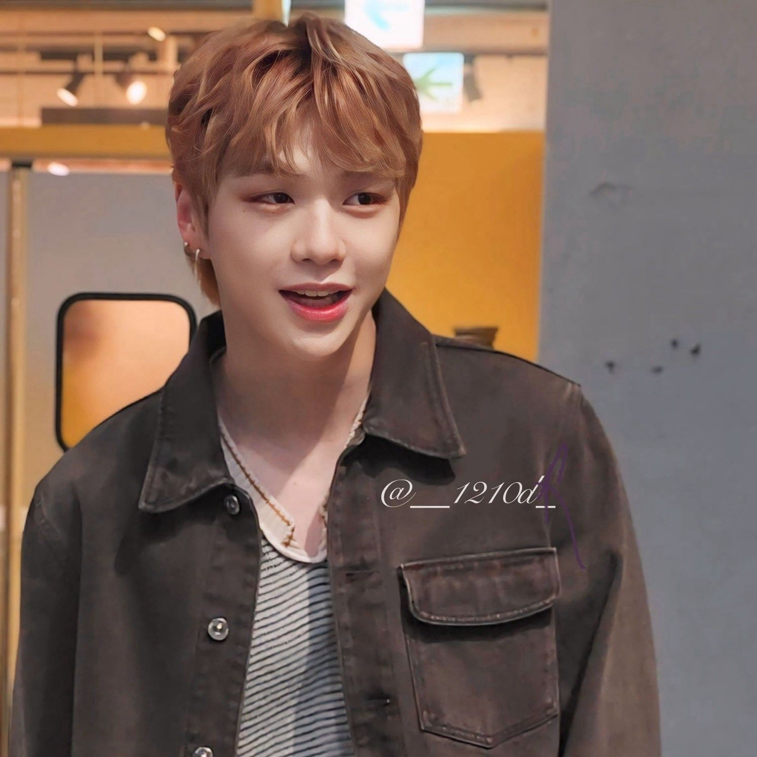 강다니엘 최근 활동샷