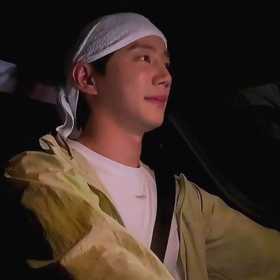 A moment captured by Lee Junyoung's fan