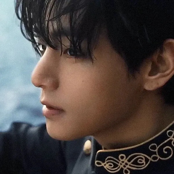 V (BTS)の最新写真