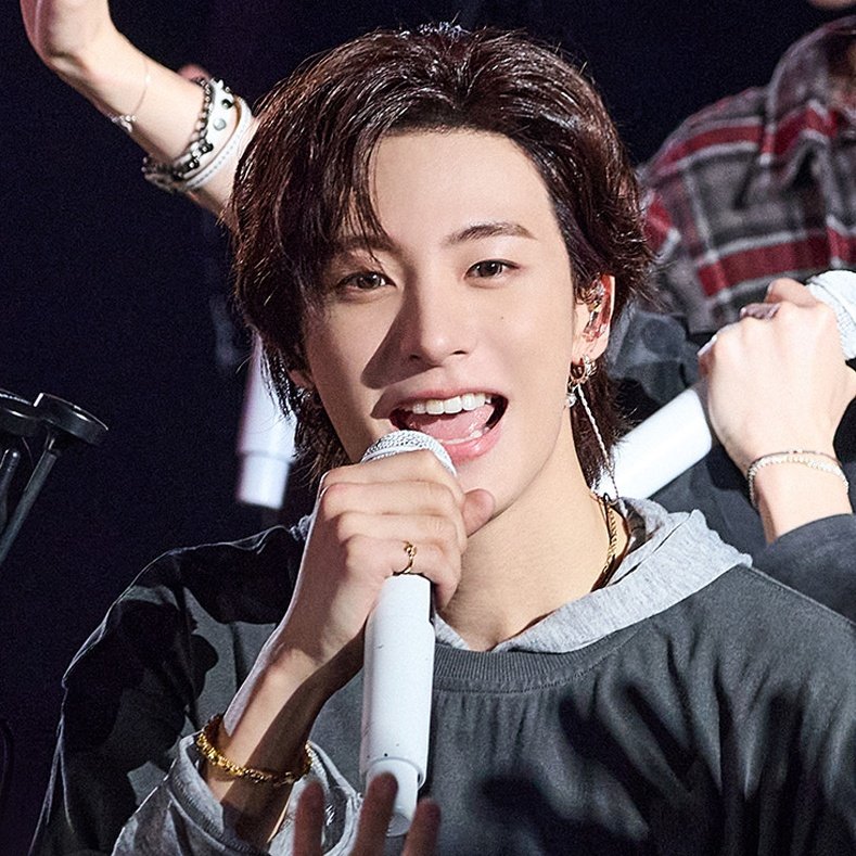 A moment captured by Anton (RIIZE)'s fan