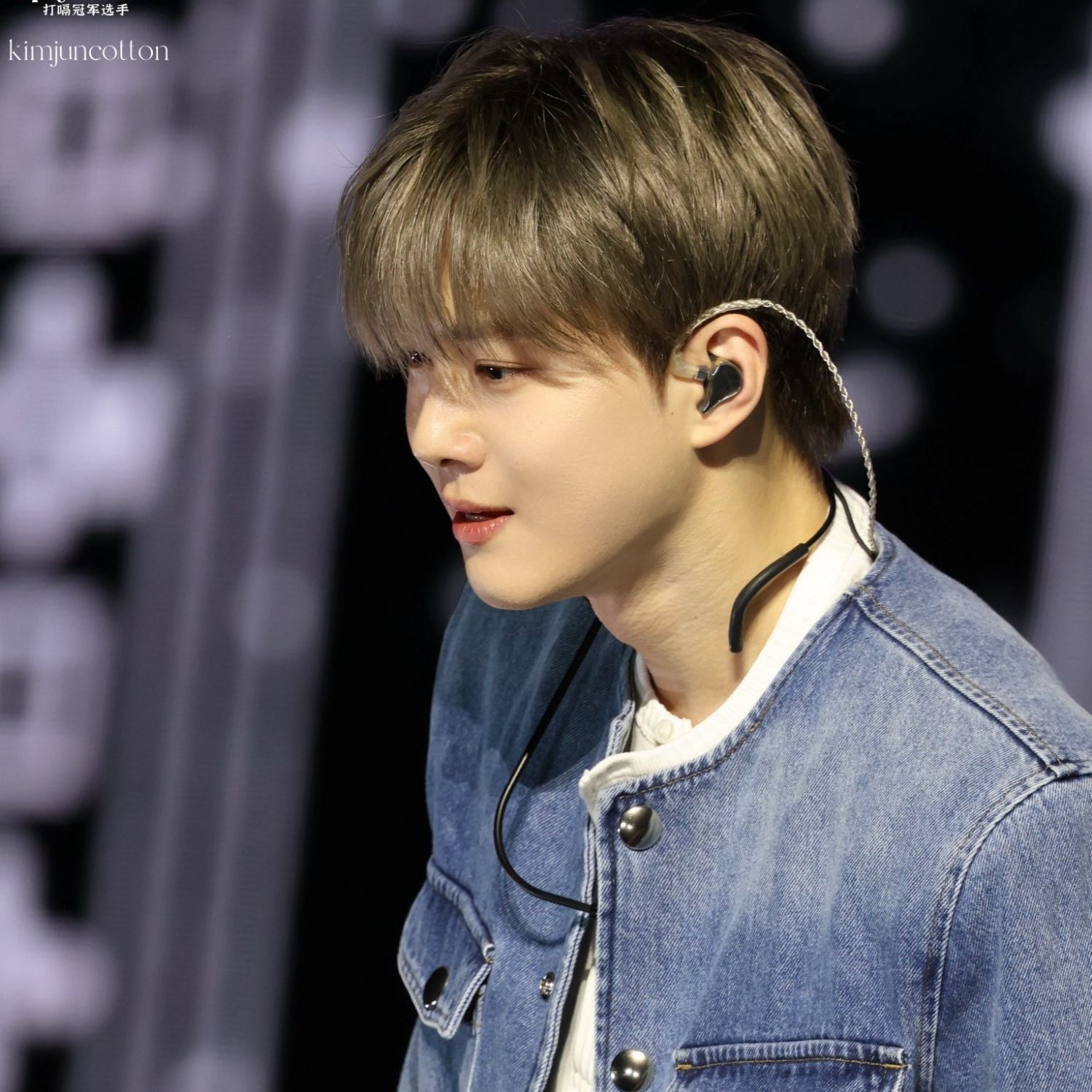 A moment captured by Suho (EXO)'s fan