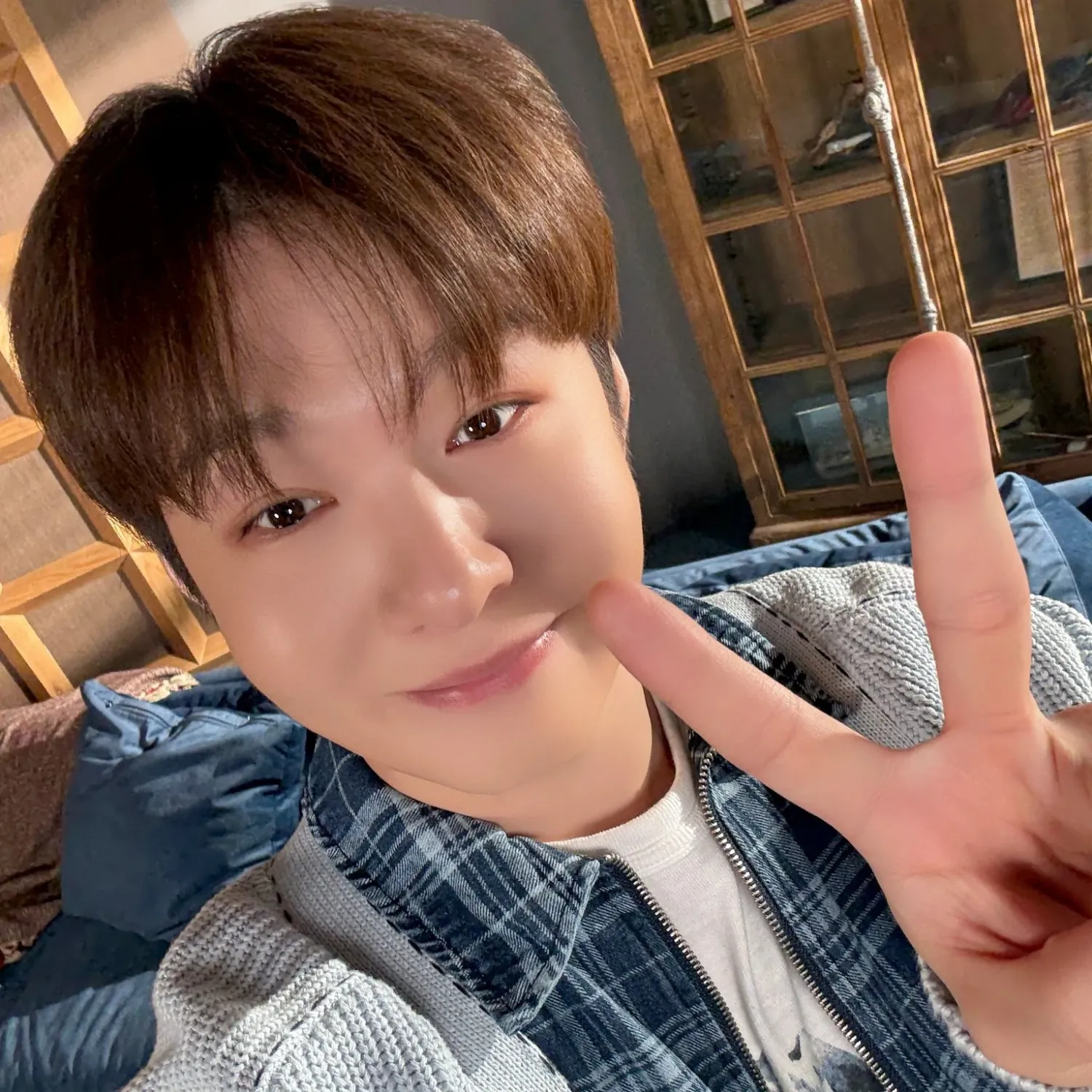 Latest photo of Lee Changsub (BTOB)