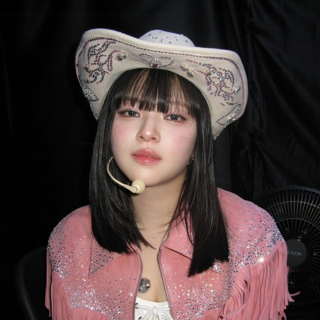 Latest photo of Jeongyeon (TWICE)