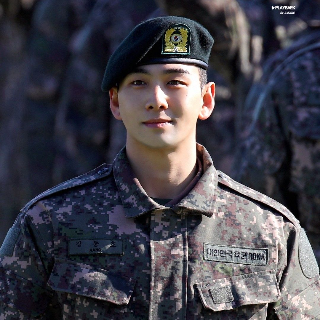 백호 최근 활동샷