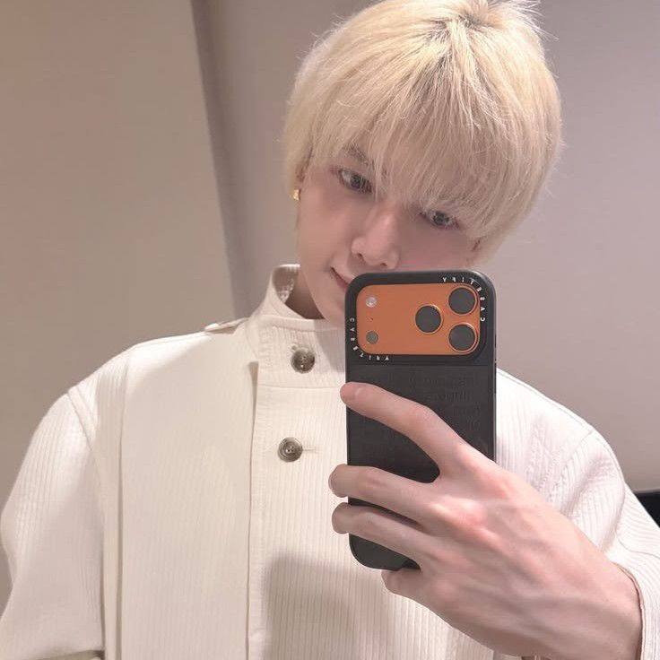 에이티즈 최근 활동샷